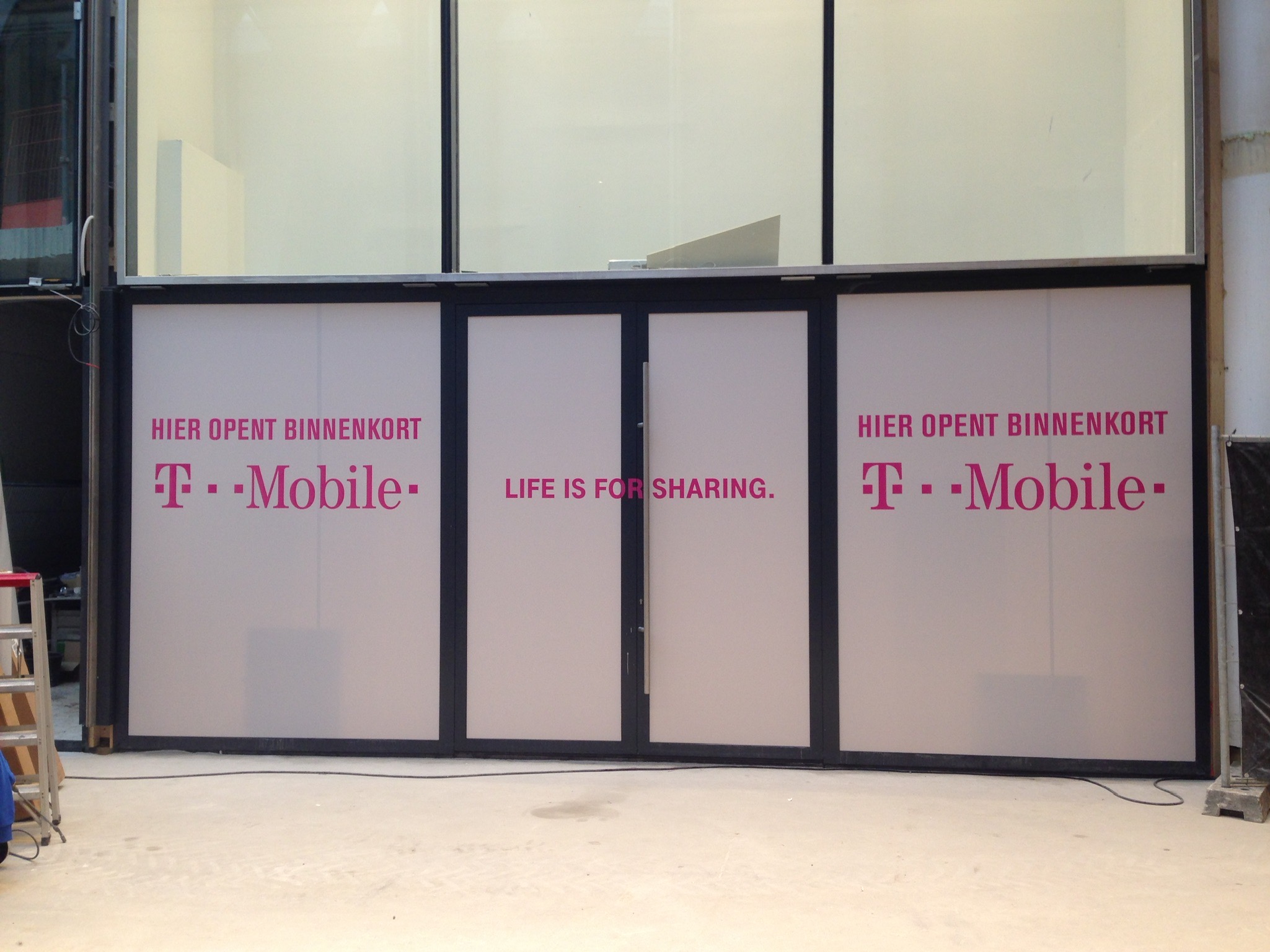 Raam bestickering T-Mobile